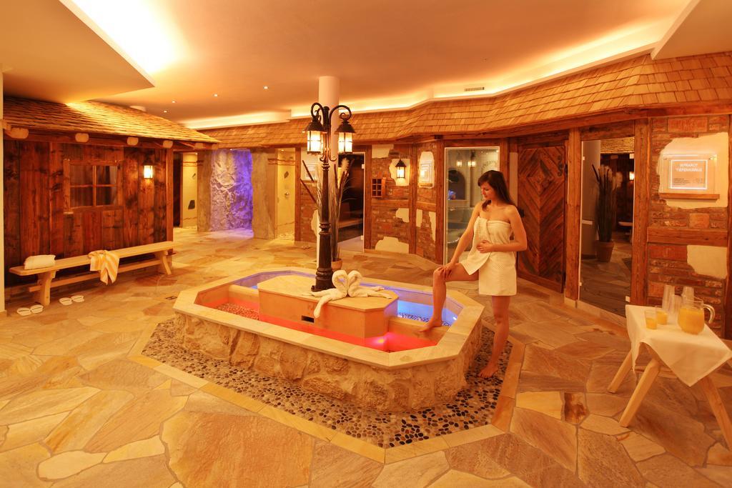 Alpenhof Kruen Hotel Bagian luar foto